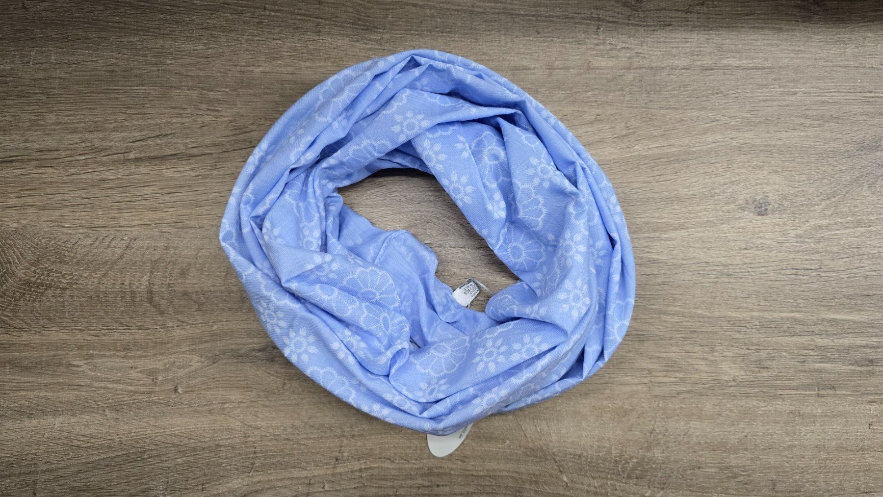 Foulards & écharpes: 🌸 Loop-Schal (2x wickelbar) 🧣 Coquette / Soft Girl – Neuf (Voir description) à Thalwil par VitaMini