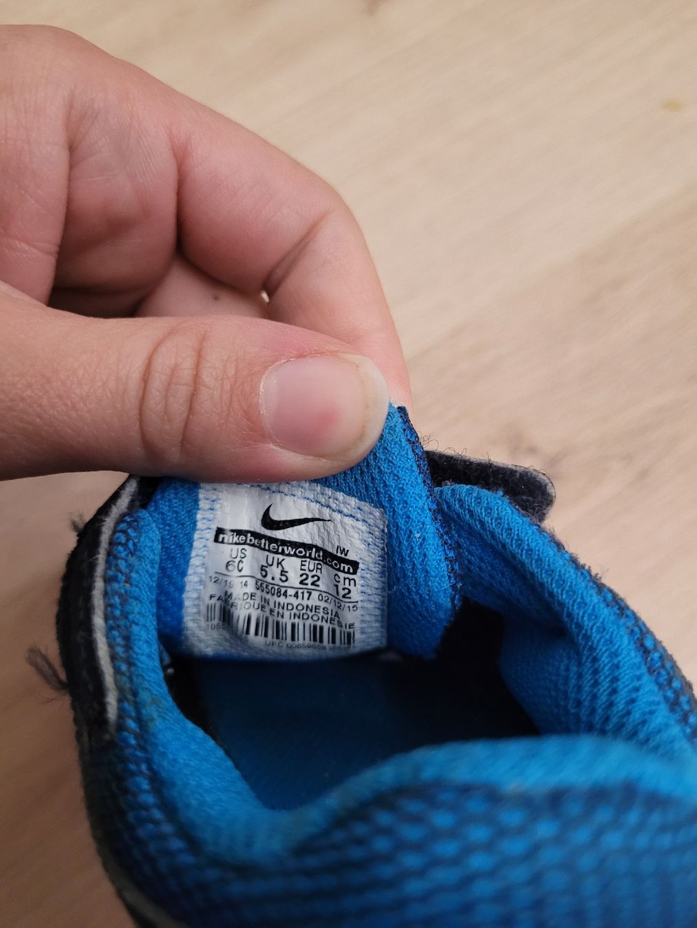 Scarpe per ragazzi: schuhe nike Grösse 22 – Usato da Lupsingen venduto da sta_wgg5 5