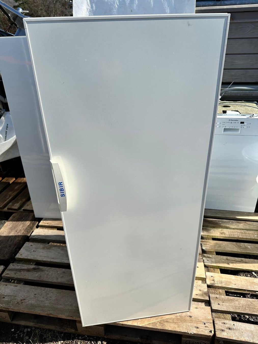 Frigoriferi: Kühlschrank Einbaukühlschrank SIBIR – Usato da Spreitenbach venduto da Space_X 8