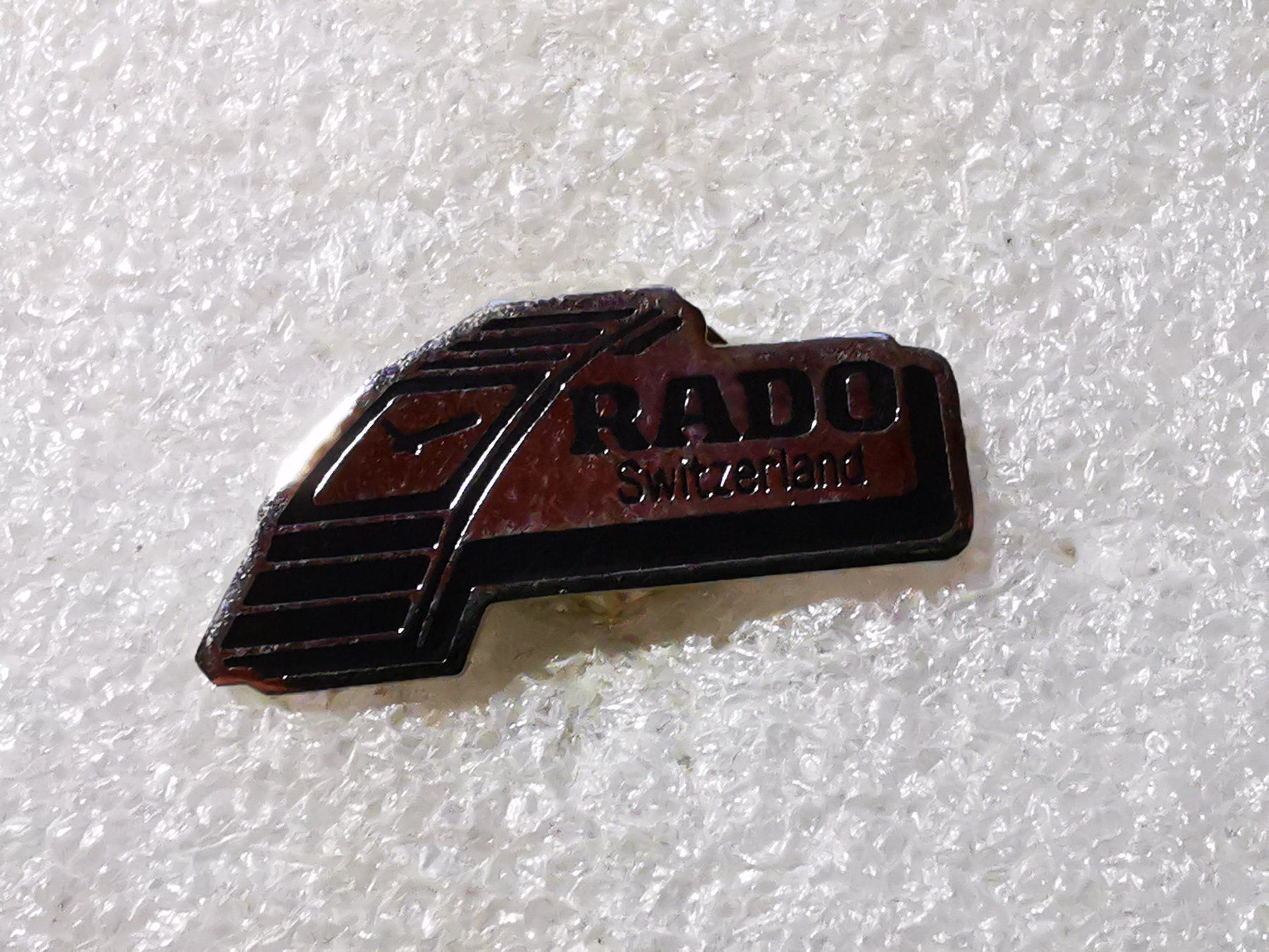 Placchette & Badge: Ansteckpin 69: Rado Switzerland – Usato da Oppligen venduto da Pin-Fall-Shop