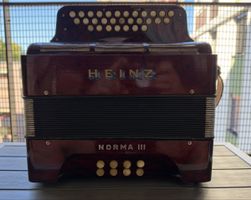 Diatonisches Akkordeon Hohner Norma III – Gebraucht