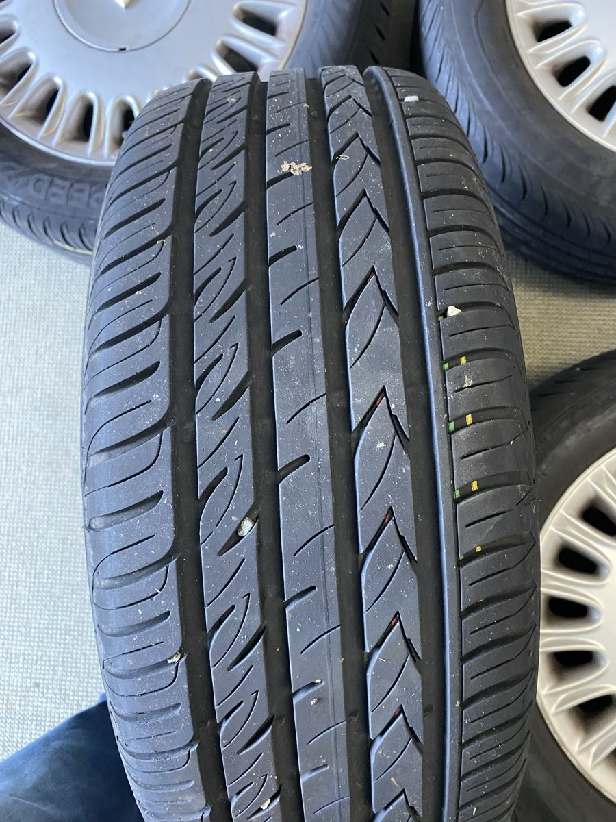Pneumatici & Ruote complete: Alufelgen mit Sommerpneu Citroen C4 – Usato da Ettenhausen TG venduto da Jokmok 2