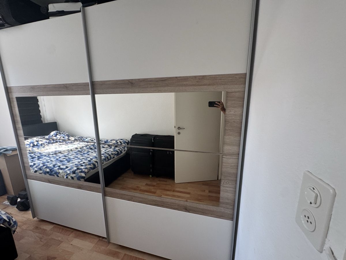 Conforama Armadi: Schrank – Usato da Zürich venduto da ete_lw2x