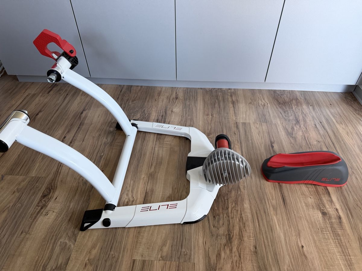 Vélos d'appartement: Elite Hometrainer  – D'occasion à Bigenthal par fre_jm89