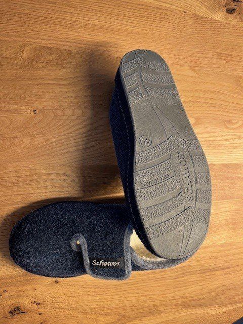 Scarpe da uomo: Schawos Hausschuhe – Usato da Gränichen venduto da Gora4 2