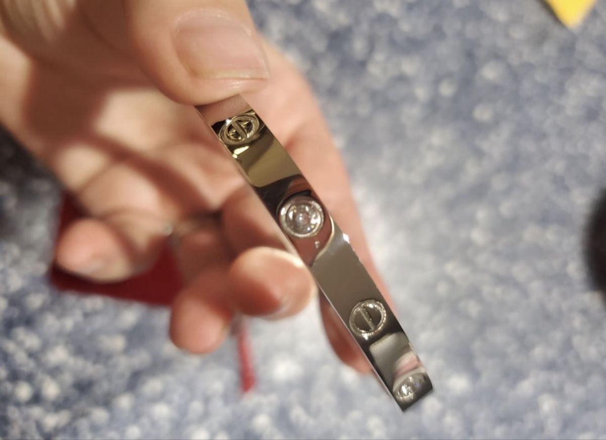 Bracciali & Braccialetti: Bracelet Love Taille Standard  – Nuovo (secondo la descrizione) da La Chaux-de-Fonds venduto da mih_t8qk 1