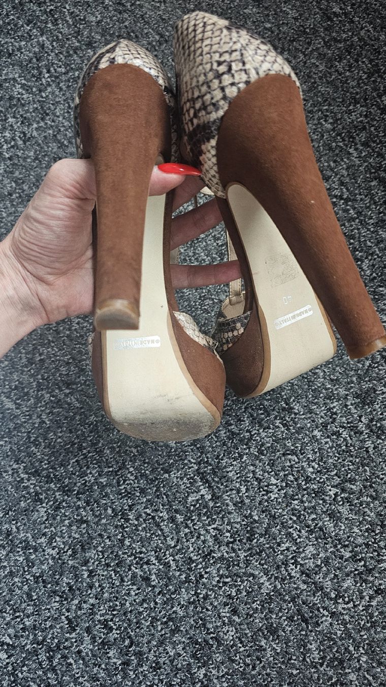 Damenschuhe: Schicke Damen High Heels Gr. 40 – Gebraucht aus Mauren von ehr_5cy6 3