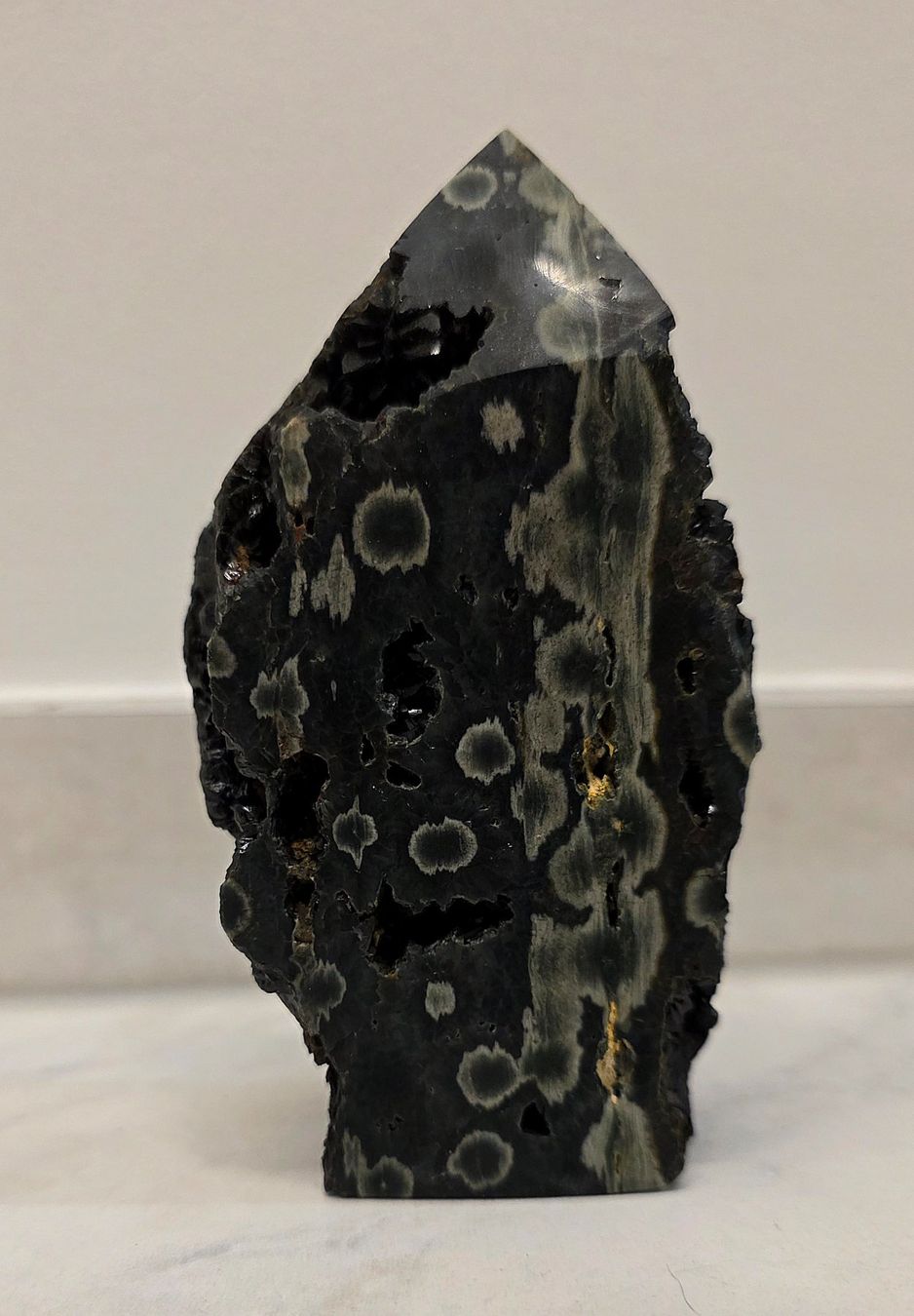 Minerali & Pietre curative: Top Regenwaldjaspis Obelisk 637g – Nuovo e nell'imballaggio originale da Matzingen venduto da Shay_Crystalz 4