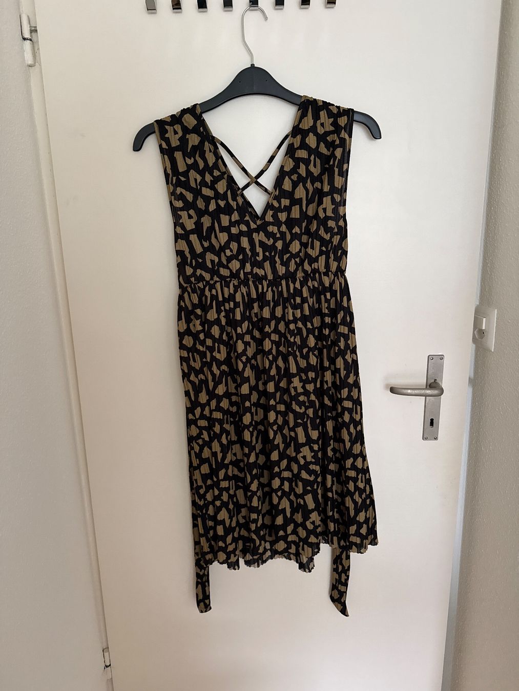 Only Kleider: Kleid ONLY MATERNITY M – Gebraucht aus Horgen von linuxrp 4