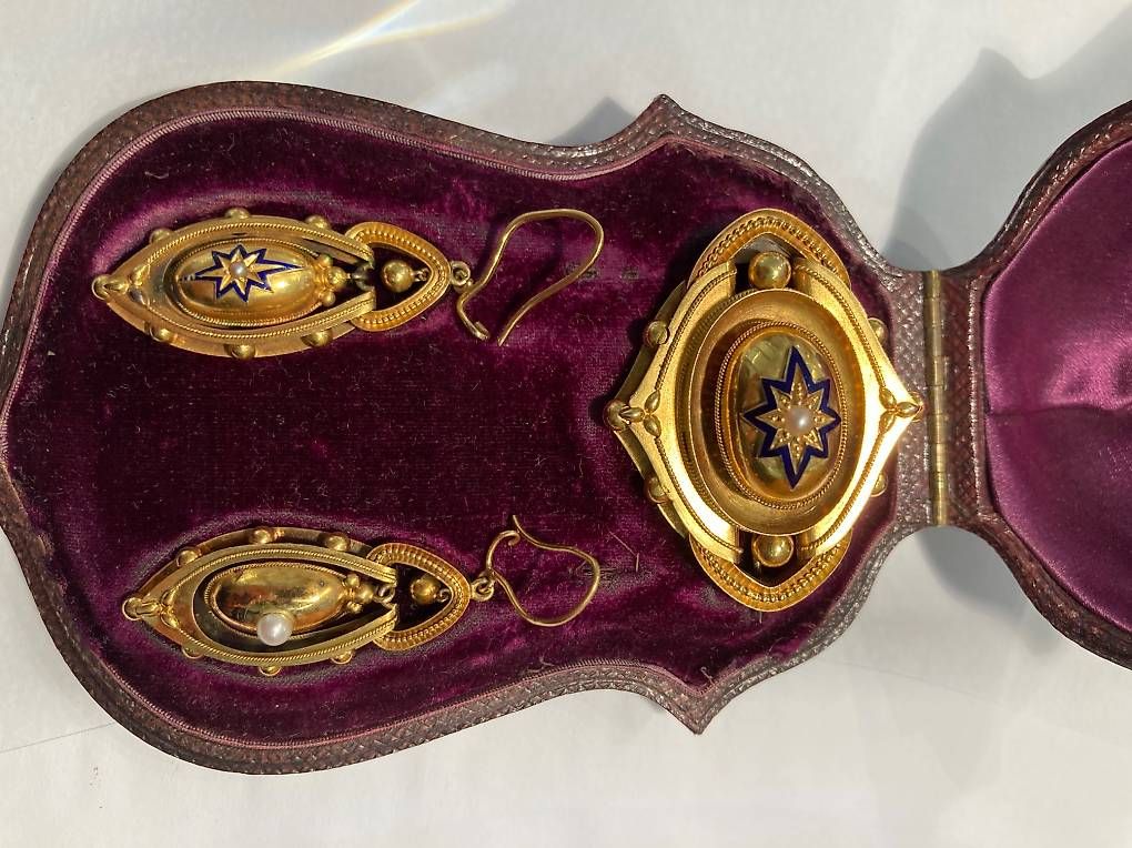 Spille & Fermagli: Antike Gold Brosche – Usato da Locarno venduto da zol_5qvr 4