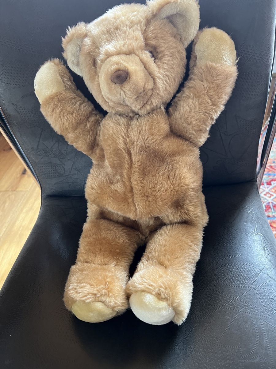 Jouets: Alter Teddybär mit Geräuschfunktion – D'occasion à Igis par Haupt48 1