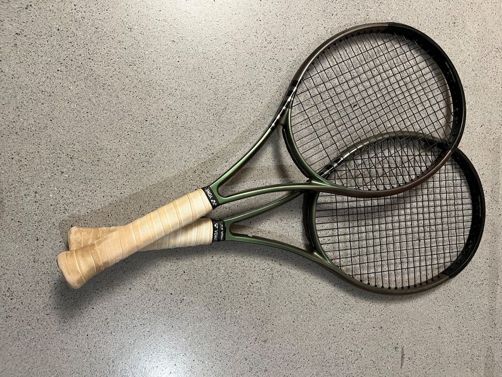 Raquette De Tennis Wilson Metal Vintage – Manche 4 4 1/2 – Petits Points De Rouille