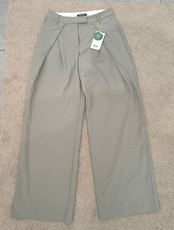 Clockhouse (C&A) Hose Wide Leg khaki-grün, Gr. 34, neu.