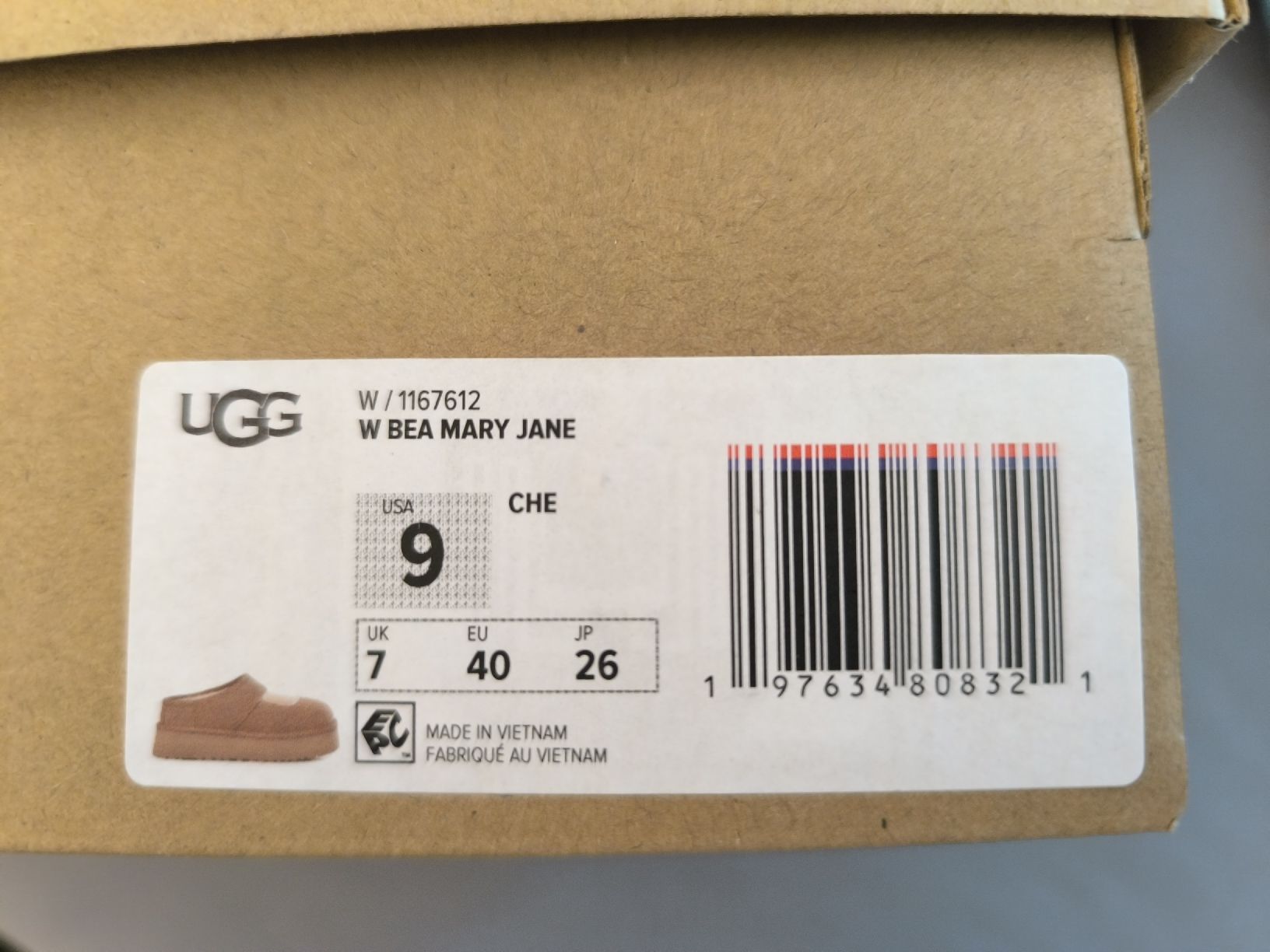 Ugg Chaussures femmes: UGG Bea Mary Jane NEU Grösse 40 – Neuf avec emballage d'origine à Winterthur par Tinot 1
