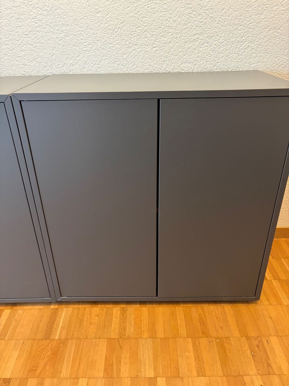 Ikea Armoires: IKEA Eket Schrank (2) – D'occasion à Esslingen par MaximeNi