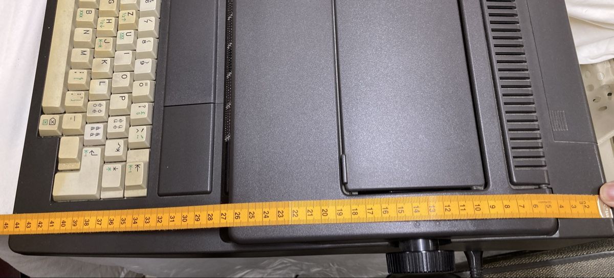 Schreibmaschinen: Elektrische Schreibmaschine – Gebraucht aus Weggis von whz_nfb5 1