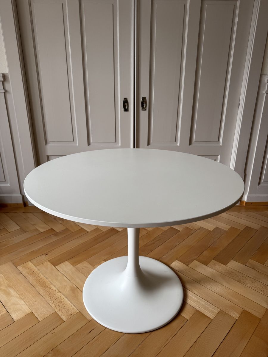 Tables: Runder weisser Esstisch / Round Dining Table White – Neuf (Voir description) à Zürich par vas_ygf2 1