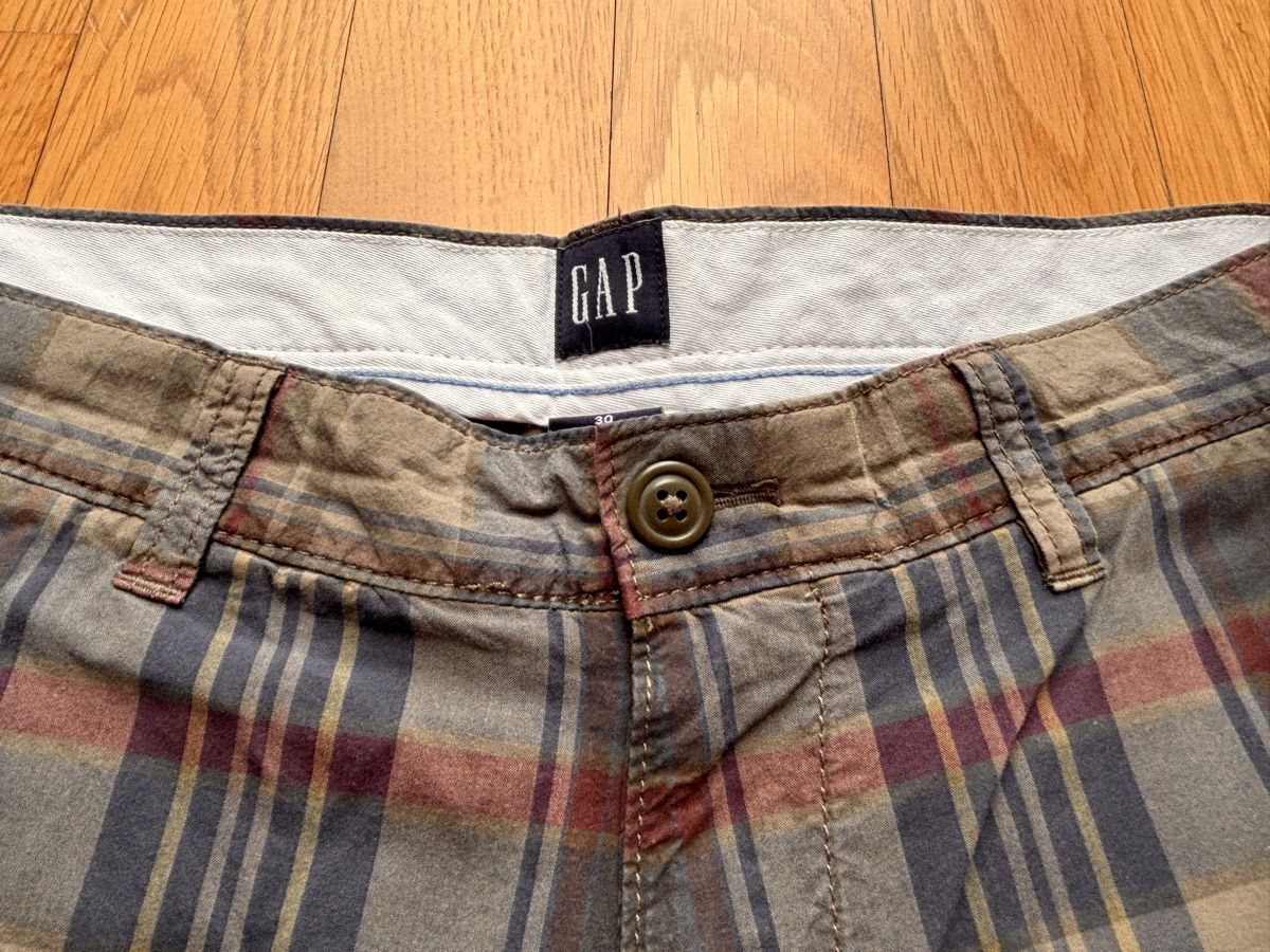 Gap Pantaloni: Bermudas GAP – Usato da Zürich venduto da ConnieS01 3
