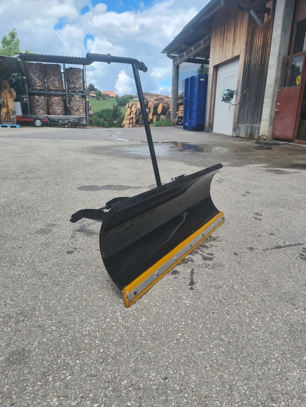 Jonsered Rasenmäher: Rasentraktor Jonsered Rider FR2216 FA2 4x4 – Gebraucht aus Grünenmatt von holzskulptur 6