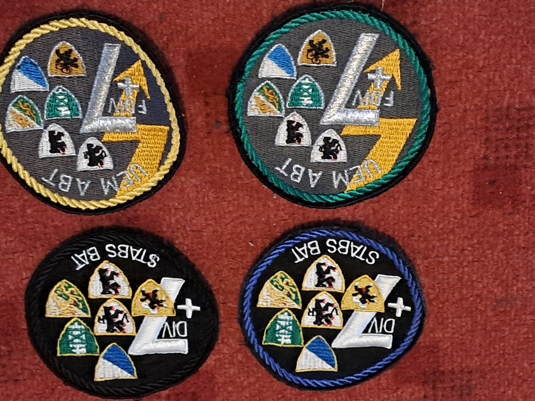 Schweizer Armee Placchette & Badge: 4 Badge der Feld Div. 7 – Usato da St.Gallen venduto da Infanteriewerk