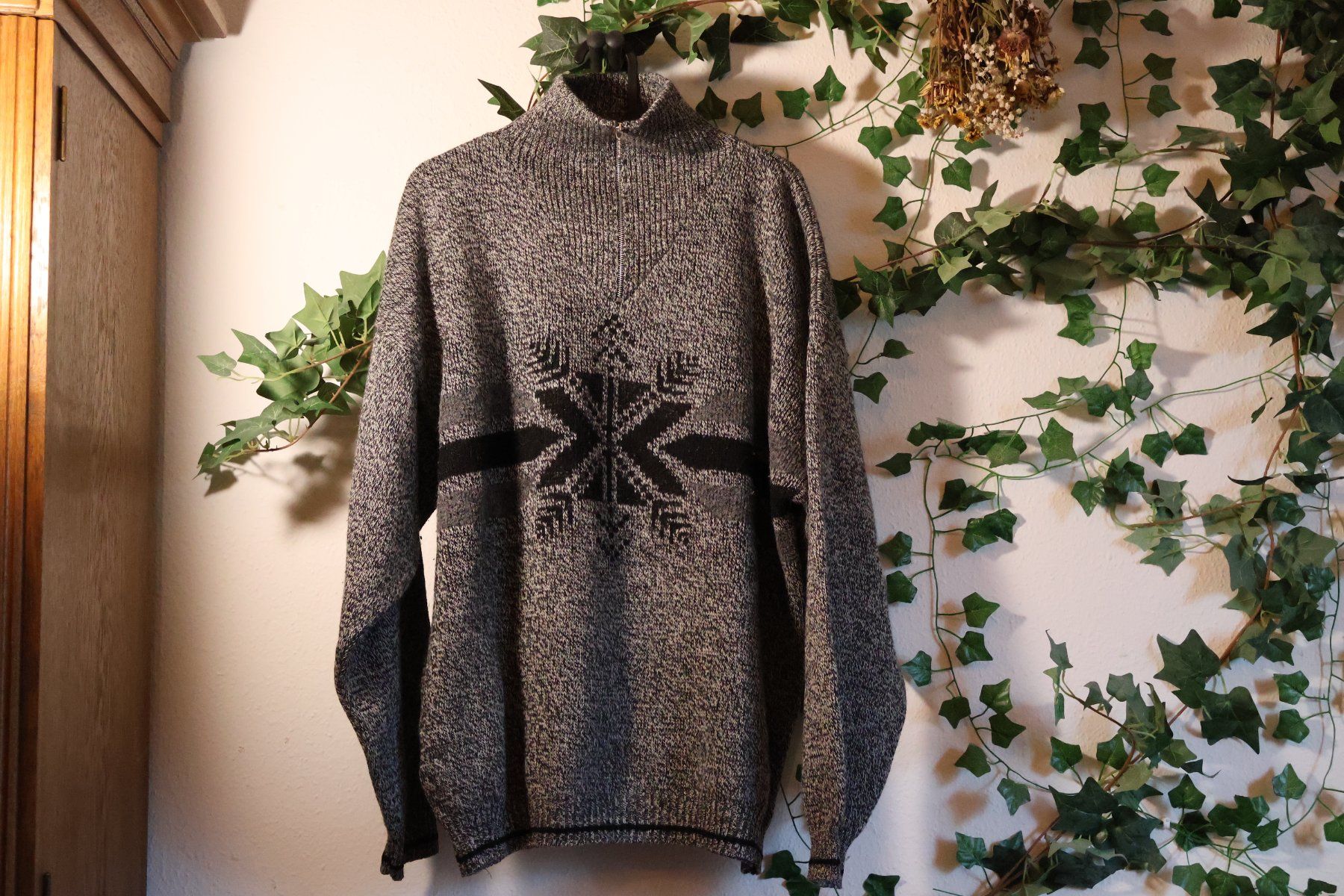 Maglioni & Felpe: Vintage Grauer Strick Rollkragenpullover – Usato da Winterthur venduto da _lxeah