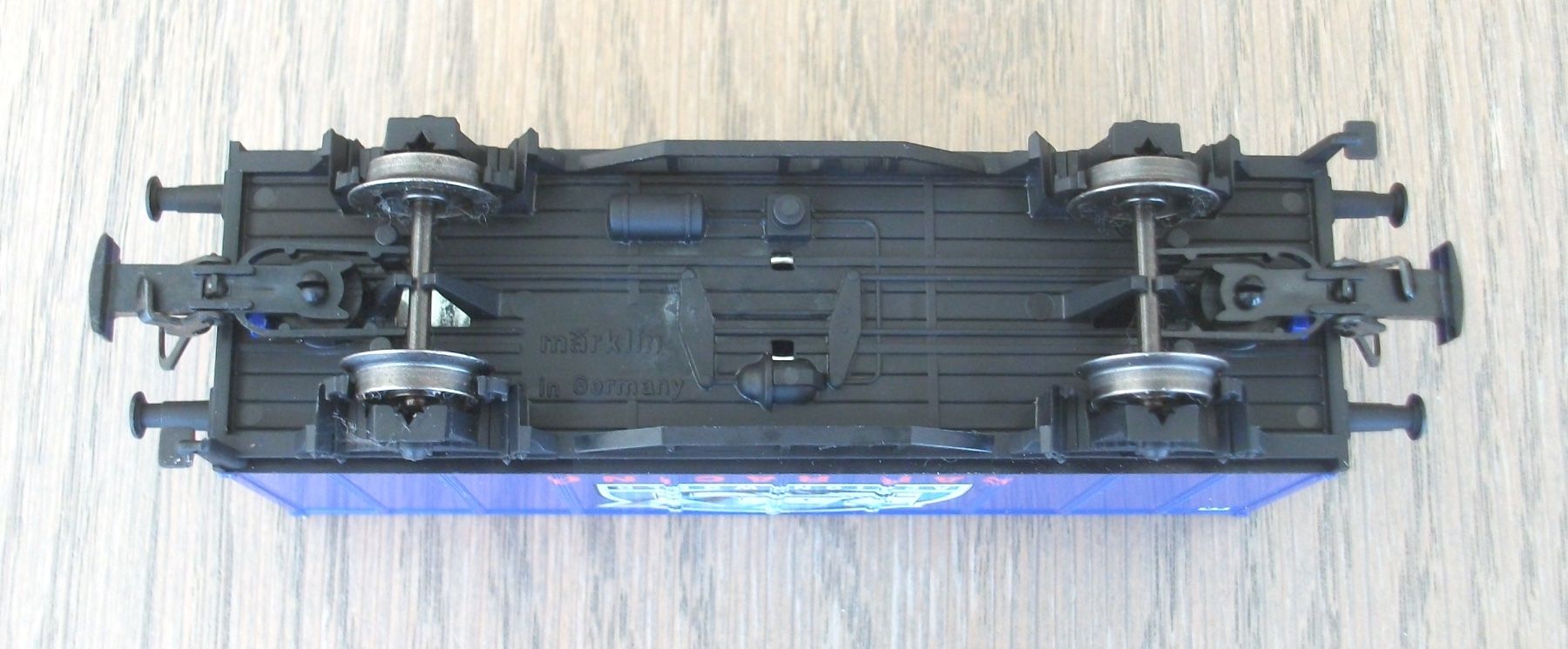 Märklin Modellini di ferrovie: blauer Containerwagen "CAR RACING"; fabrikneu – Nuovo (secondo la descrizione) da St. Moritz venduto da Manu7500 4