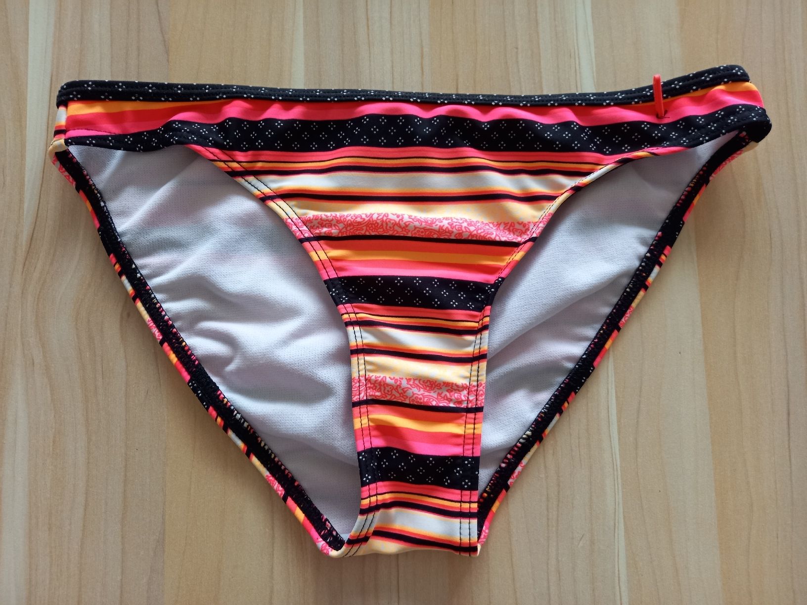 Costumi da bagno & Bikini: Bikini für Mädchen in ca. Grösse 158 – Usato da Obernau venduto da Corolli 3