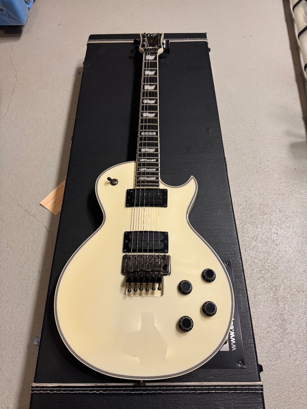 Strumenti musicali: ESP Eclipse Standard – Usato da Pfäffikon ZH venduto da MM8619