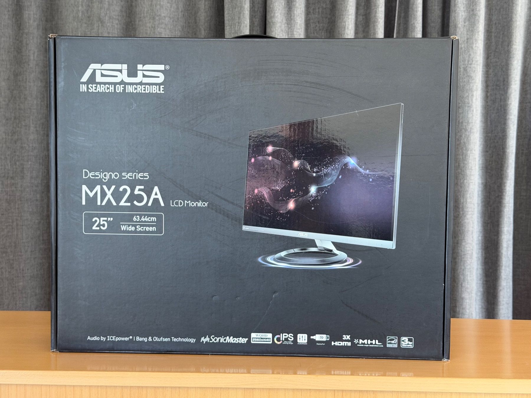 Asus Monitore: Moniteur 25" Asus Designo 2560x1440 – Gebraucht aus Uster von Mcollette 2