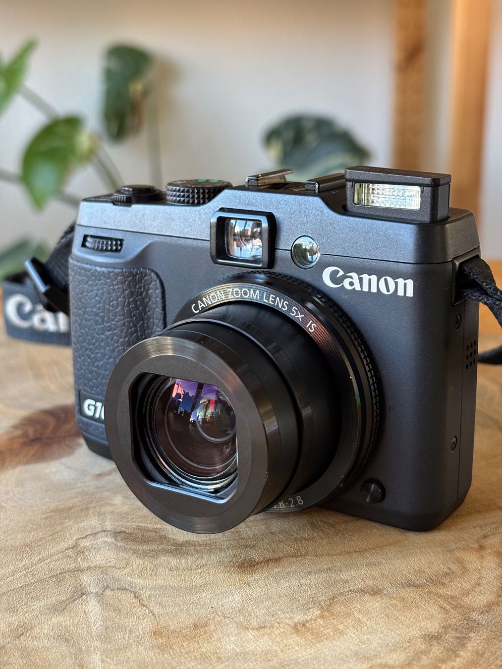 Canon Fotocamera: Canon PowerShot G16 Kompaktkamera mit Lederhülle – Usato da Igis venduto da sze_c5px 3