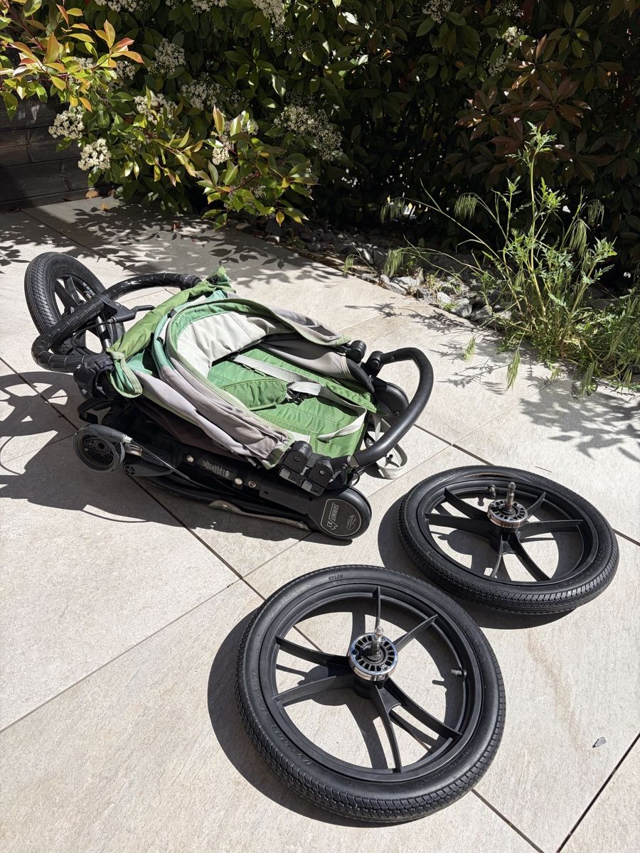 Baby Jogger Carrozzine: Robuster Off-road Kinderwagen – Usato da Sion venduto da stefur86 3