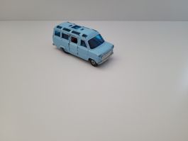 FORD TRANSIT (SIKU) 1/64