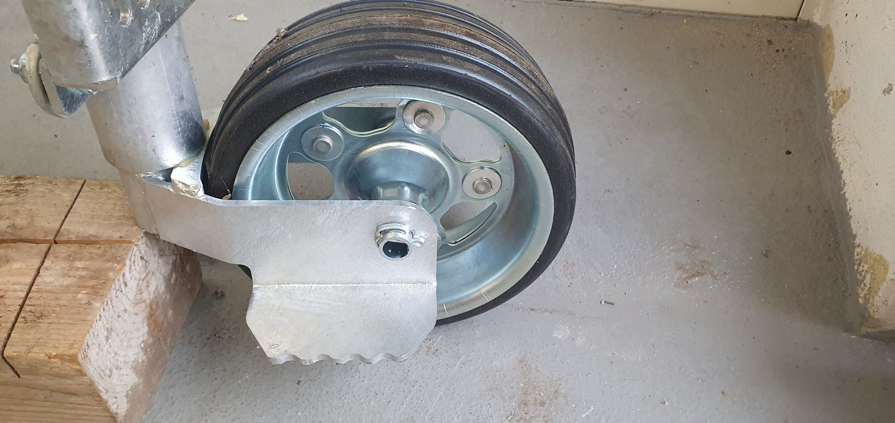 Rimorchi: Stützrad Hydraulisch mit Waage – Nuovo (secondo la descrizione) da Gunzgen venduto da HofmannAnhaenger 4