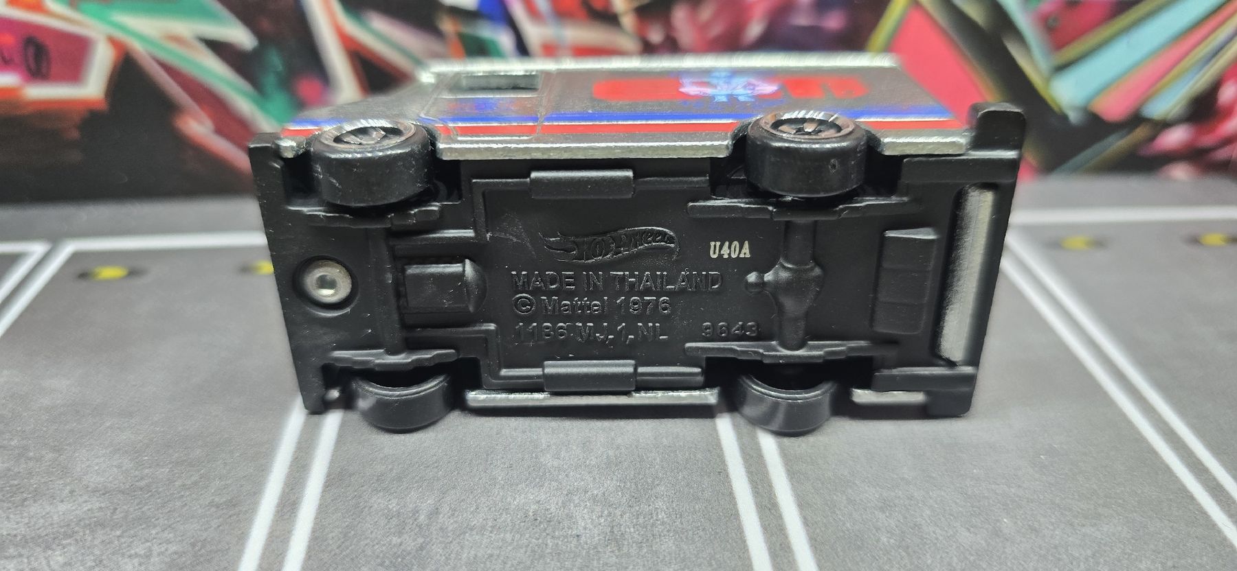 Hot Wheels Modellini d'auto: Hot Wheels Combat Medic Silver Series – Nuovo (secondo la descrizione) da Frauenfeld venduto da ufo_yk6c 2