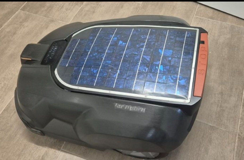 Husqvarna Tagliaerba: Husqvarna automower Solar – Usato da Grenchen venduto da Asus_ 1
