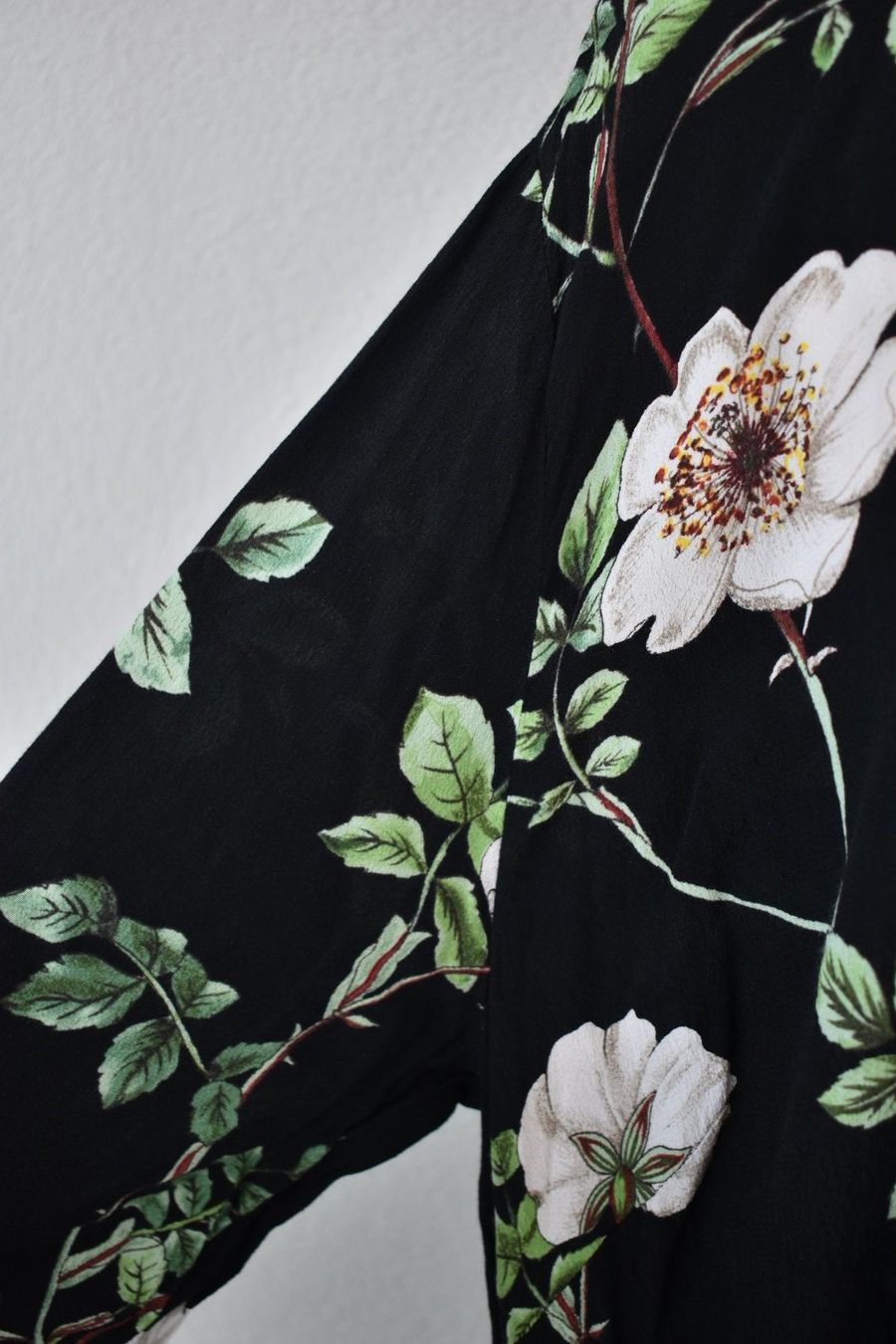H&M Kleider: H&M Kleid Gr.42/44 100% Viskose – Neu (gemäss Beschreibung) aus Nürensdorf von 2ND_STORY 4