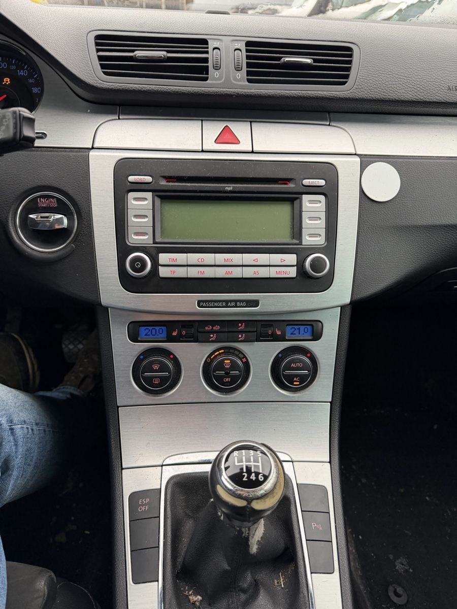 VW Automobili: VW Passat 2.0  Diesel Variant 4Motion – Usato da Mollis venduto da BSL10 6
