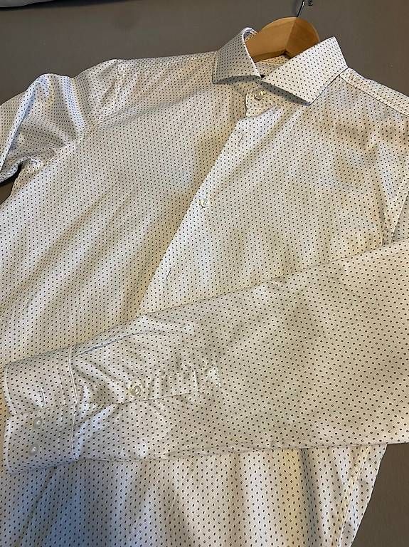 Hugo Boss Camicie: Hugo Boss Herren Hemd – Usato da Ehrendingen venduto da chippy1996 1