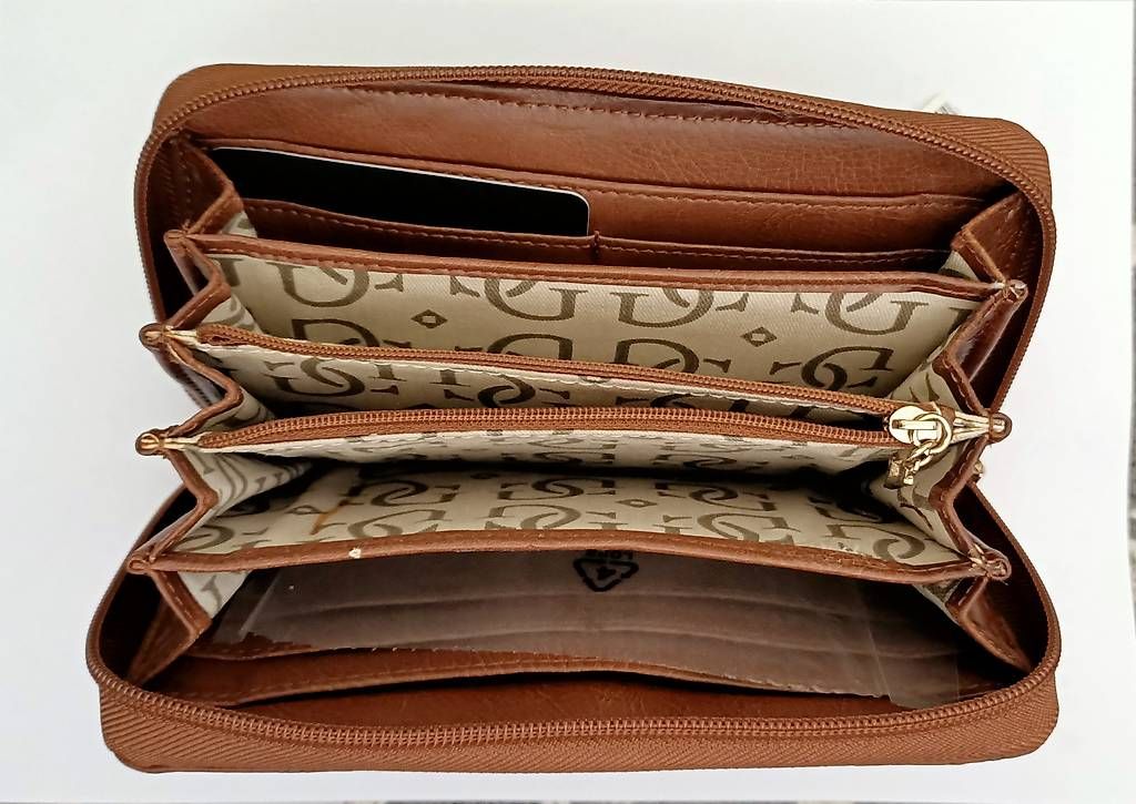 Portamonete: Borsellino GUESS donna – Usato da Magliaso venduto da mar_66sk 3