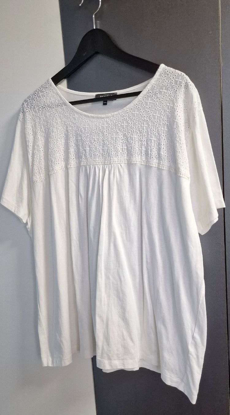 Lotti di vestiti: 3  Damen T-Shirt  XL – Usato da Chur venduto da car_5clc 2