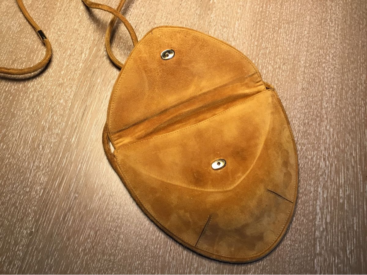 Taschen für Damen: Wunderschöne Wildleder Umhängetasche Cognac Vintage – Gebraucht aus Schönenwerd von simca04 1
