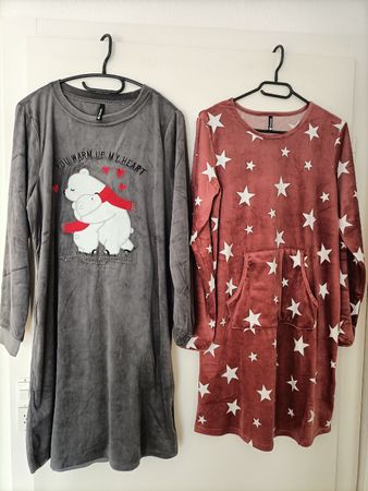 Kleiderpaket mit 2 Nachthemden Gr. M, NEU!