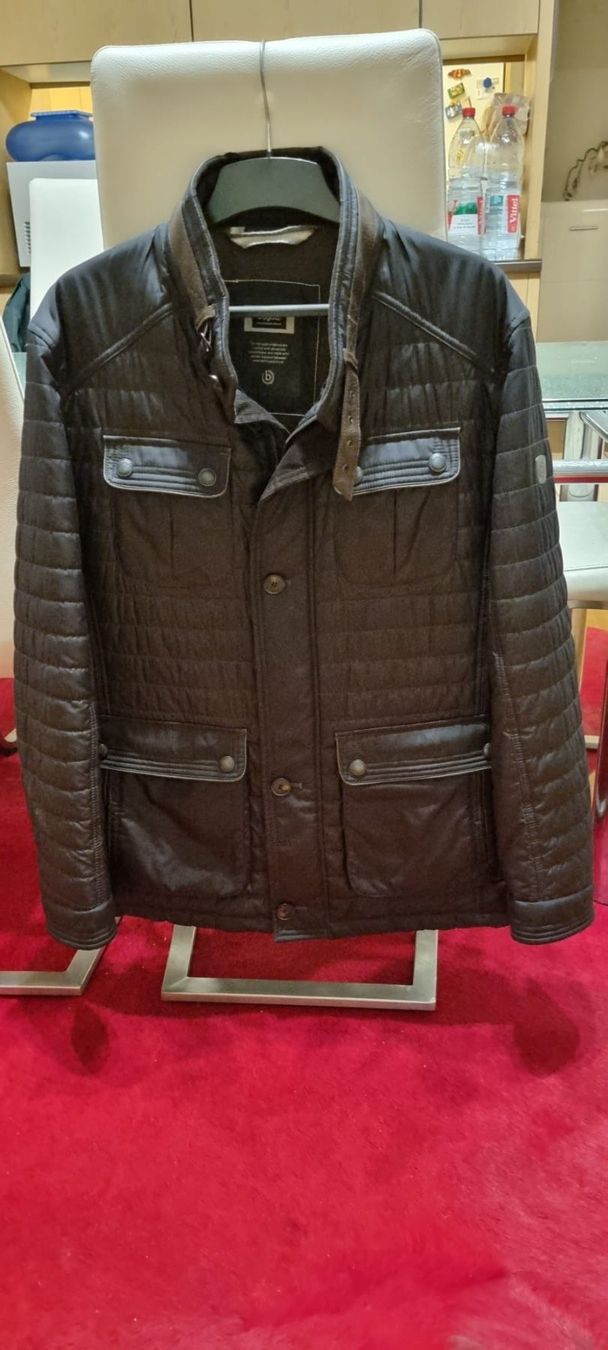 Bugatti Vestes: Bugatti Gr. M – D'occasion à Luzern par Edii025 1