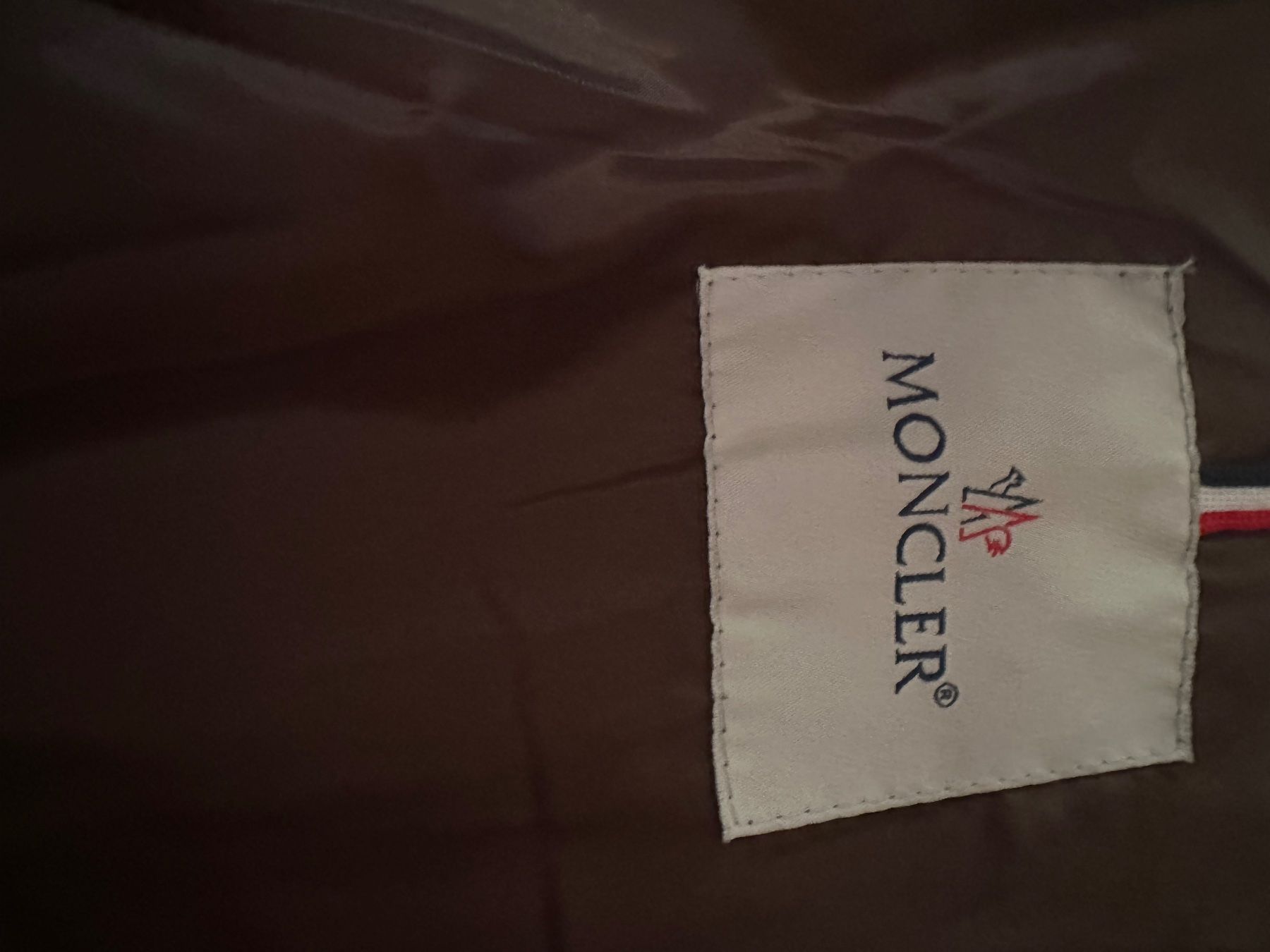 Moncler Vestes: Moncler gr. 4 – D'occasion à Broglio par kira76 4