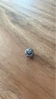 Charm Pandora Argent et Zircons. Élégant et Étincelant!