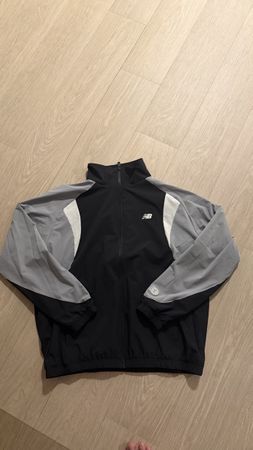 New Balance Trainingsjacke schwarz grau guter Zustand