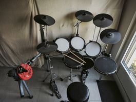 Schlagzeug E-Drum FAME mit Zubehör