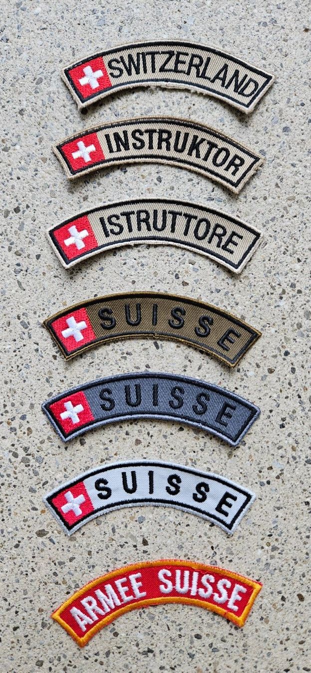 Schweizer Armee Placchette & Badge: *** Abzeichen Sammlung Suisse Bögen *** – Nuovo e nell'imballaggio originale da Riedholz venduto da fr_sIruP