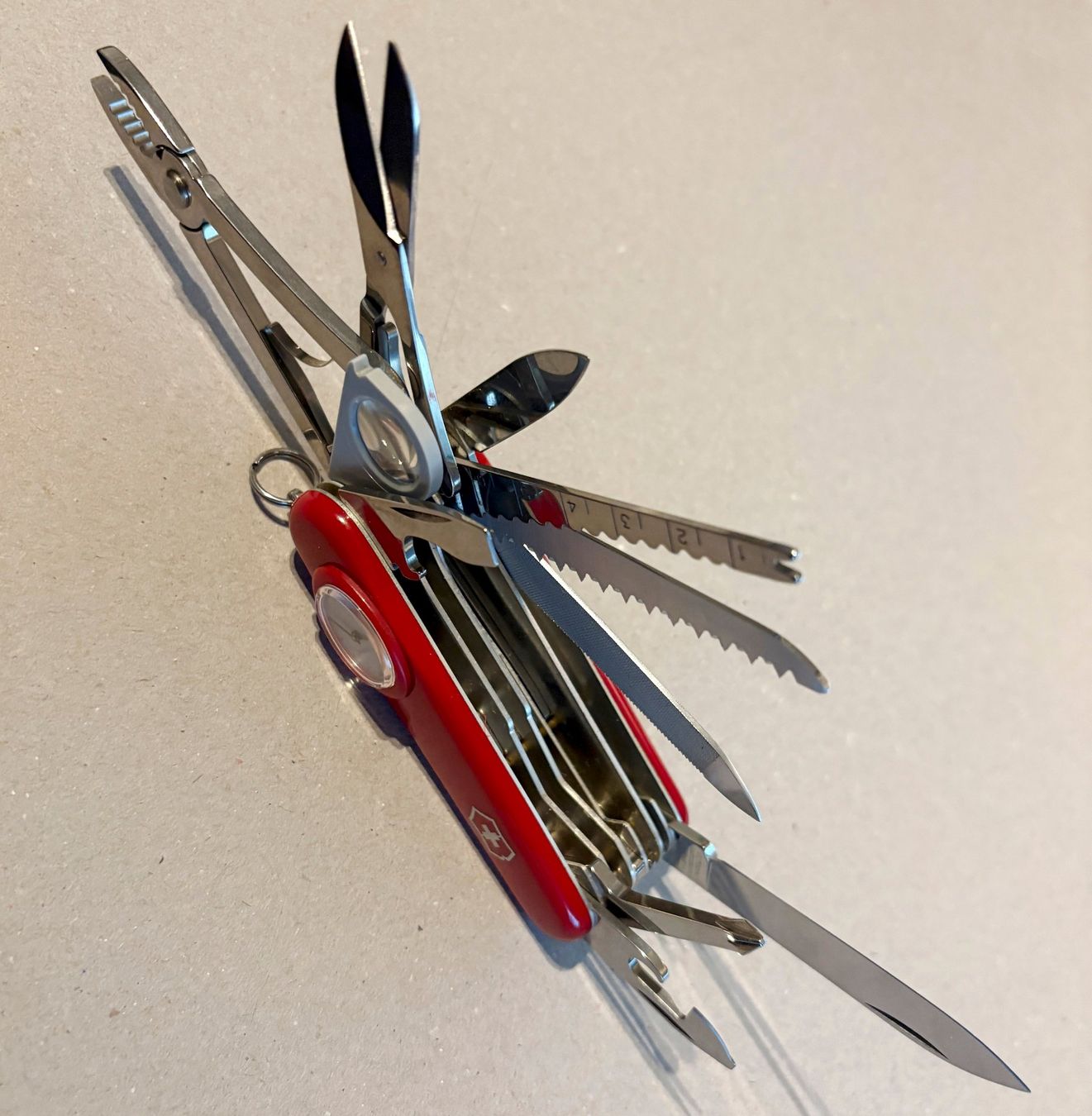 Coltelli tascabile: Multifunktions-Sackmesser Victorinox – Nuovo (secondo la descrizione) da Belp venduto da pege.b