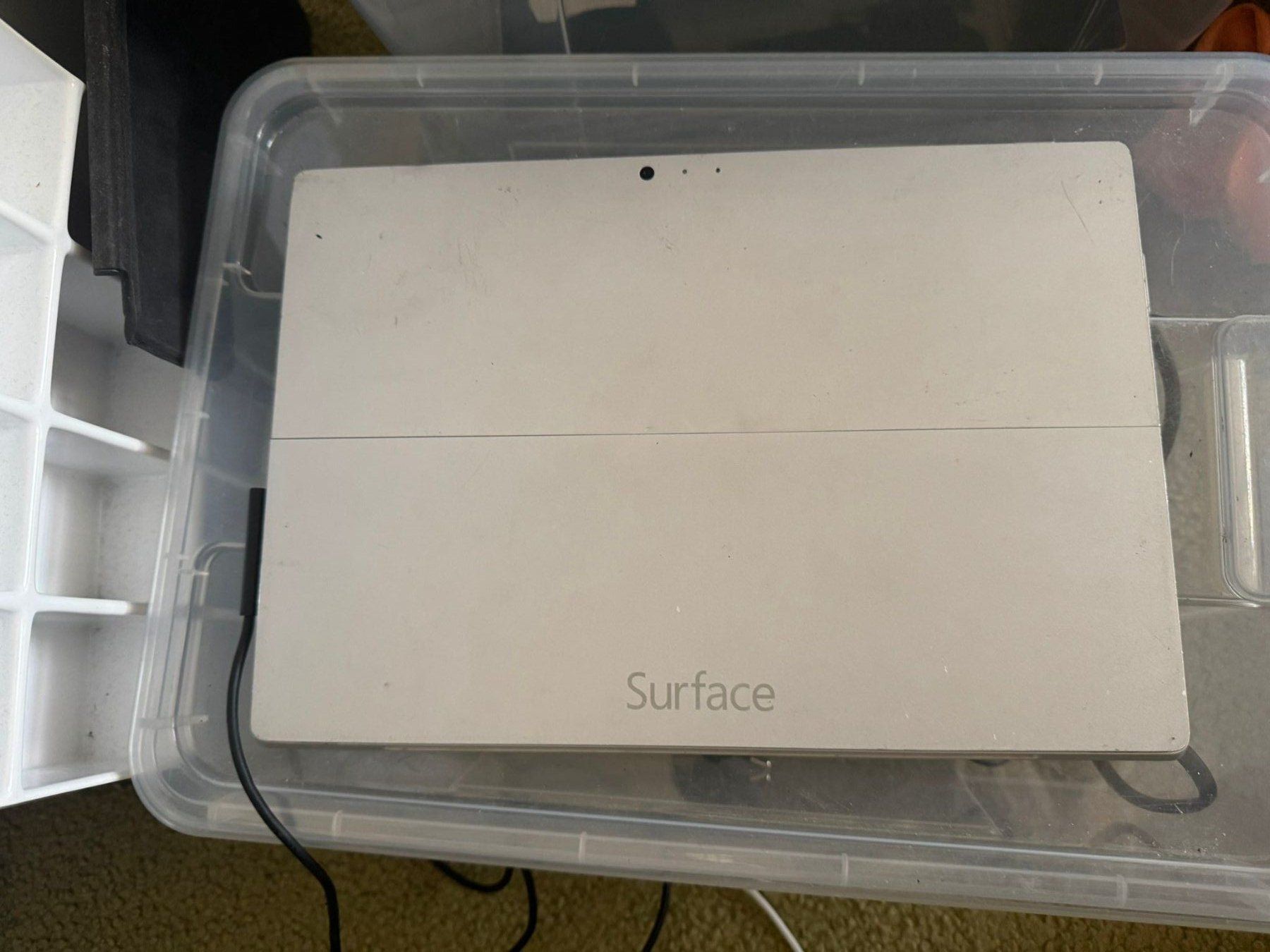 Microsoft Tablet PC:  Surface Pro 3 - 64GB !! Ungeprüft !! – Difettoso da Olten venduto da HoYa01 1